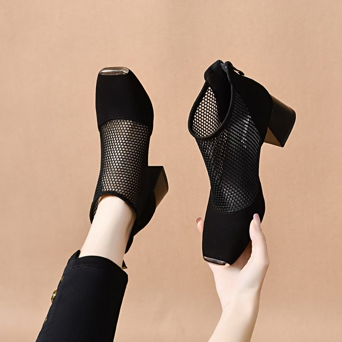 Giày sandal nữ da thật mũi vuông phối lưới kiểu La Mã, gót dày, thoáng khí, boot ngắn phối lưới — màu đen chi tiết 1