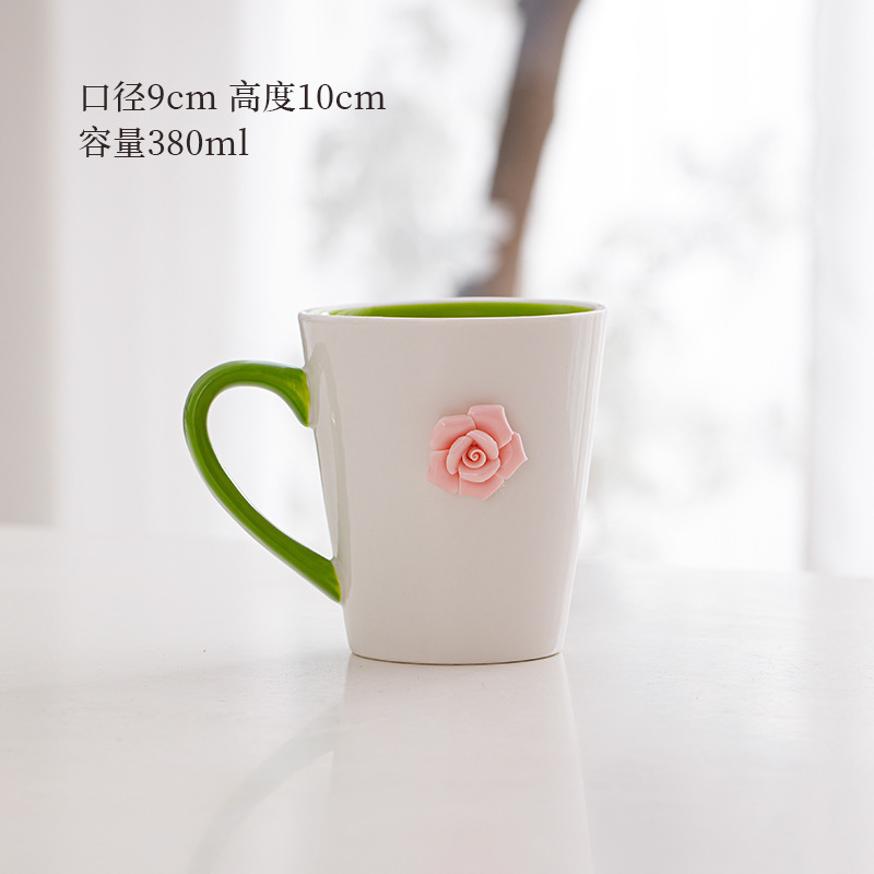 Pequeña taza de flores frescas, simple y elegante taza de oficina de estilo ins, taza de cerámica exquisita de dopamina de alto valor