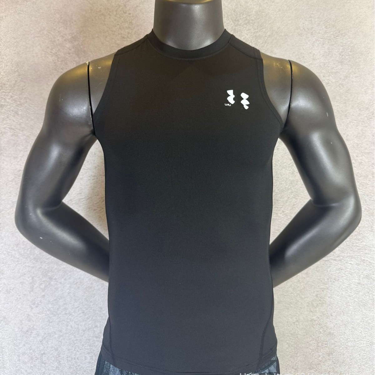 Men's Quick-Drying Slim-Fit Sports Vest Fitness Breathable Tights Summer Running Training Short-Sleeved Top Black and White