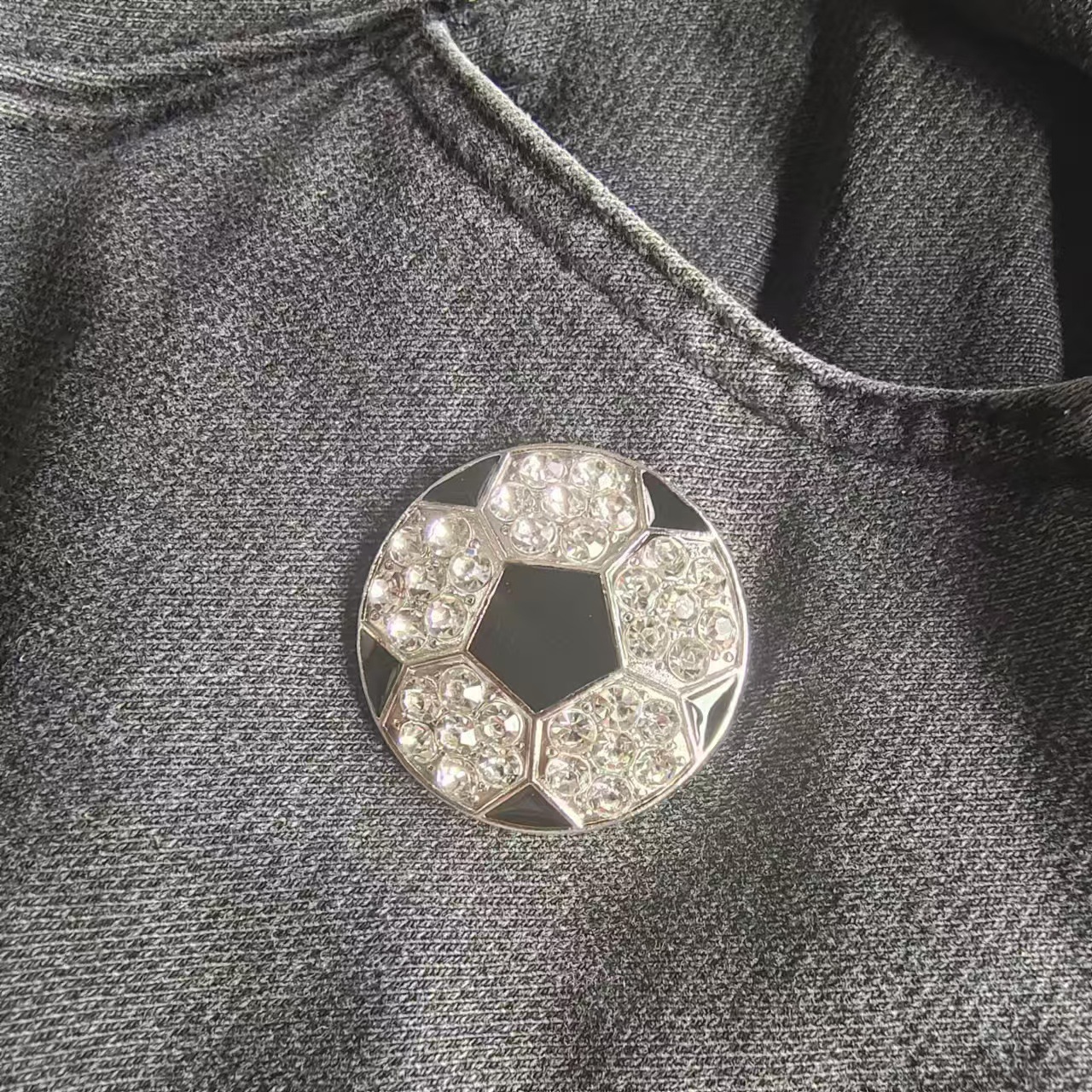 Luxe herren broche met kristallen voor overhemdkraag_voghion.com