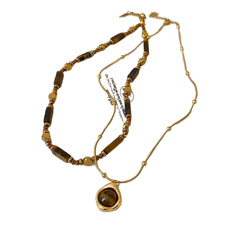 Natural Crystal And Gemstone Charm For Positive Energy And Luck_voghion.com
