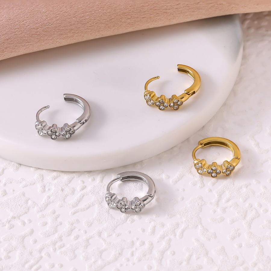 Amazon Best Selling Cross-Border Accessible Luxury Sweet Style Diamond Flower Earrings Stainless Steel Plated 18K Gold Personalized Earrings for Women