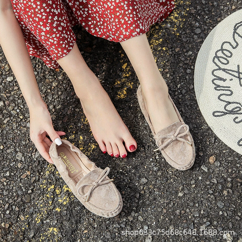 Women's 2023 spring and autumn style flat sole wear lazy soft sole pregnant women's large size versatile Korean style work shoes