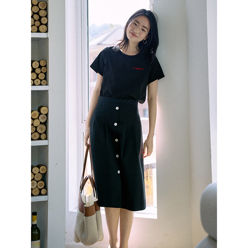 Jicouture "Trouvaille" Cool Embroidered T-Shirt for Women, Spring and Summer Round Neck Short-Sleeve Versatile Regular Shoulder Top