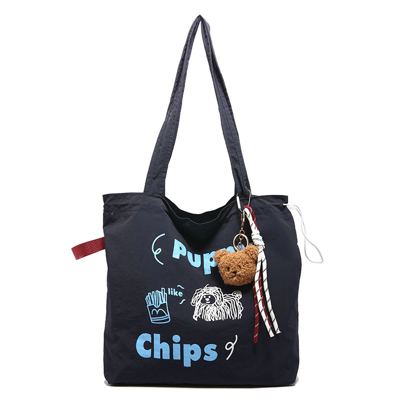 게으른 스타일 자수 캔버스 가방 여성의 2024 새로운 유행 한국 토트 백 학생 클래스 대용량 크로스 바디 백