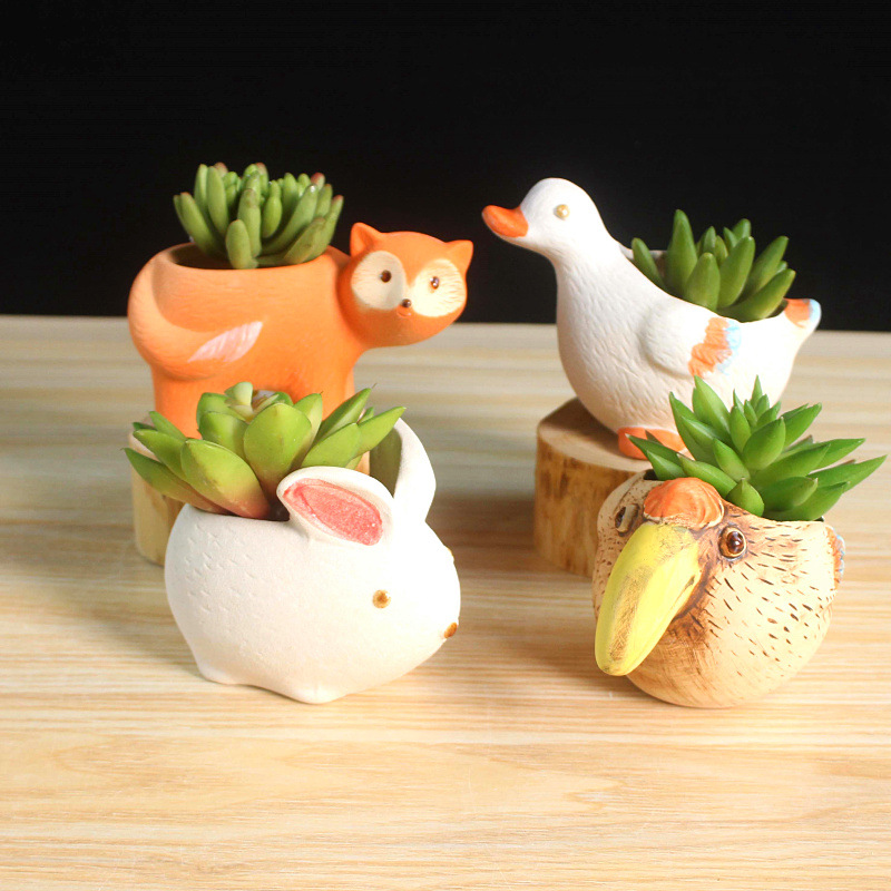 Ceramic retro creative flowerpot for home use