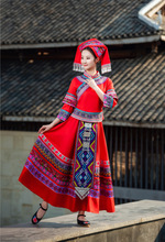 土家族服装新款云南贵州少数民族女苗族彝族侗族壮族舞蹈演出服饰