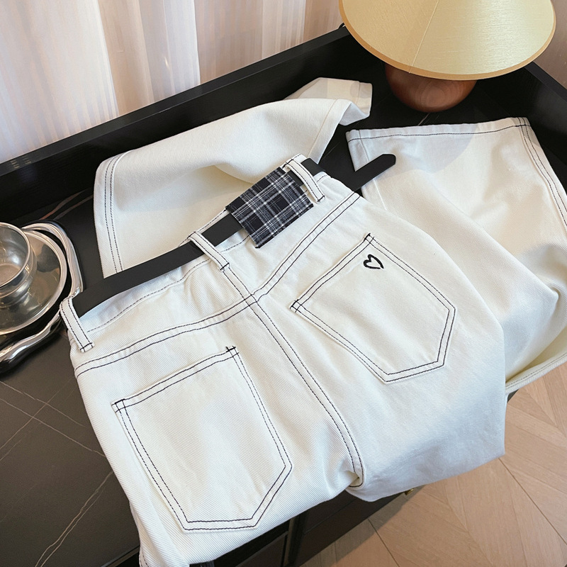 Real shot early spring with belt love color contrast embroidery high waist straight tube loose slim wide leg white Denim trousers for children
