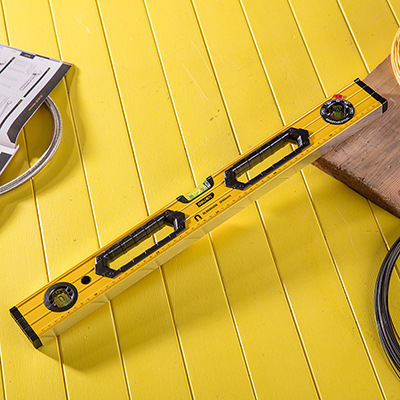 得力工具强磁多角度可调节水平尺铝合金测量尺仪60/80cm尺水平尺