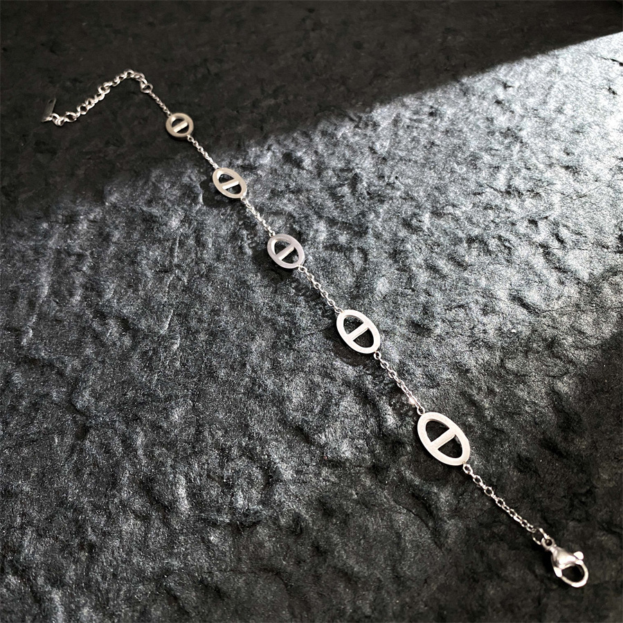 1 Piece Quantity Simple Style Geometric Titanium Steel 18K Gold Plated Bracelets In Bulk