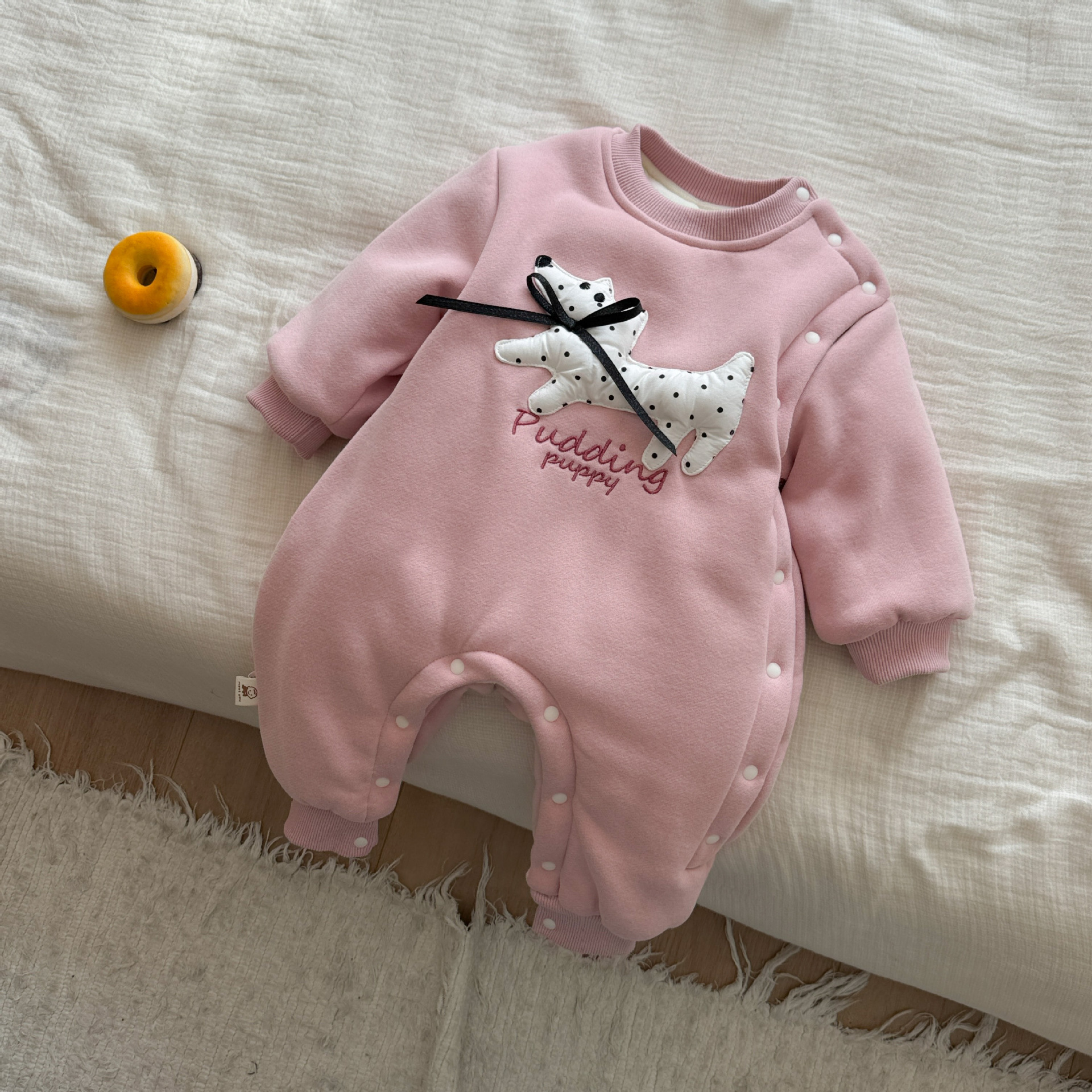 Ropa de una pieza de invierno para recién nacidos, ropa de escalada gruesa y cálida, 0-2 años, versión coreana de una chaqueta de algodón de estilo occidental