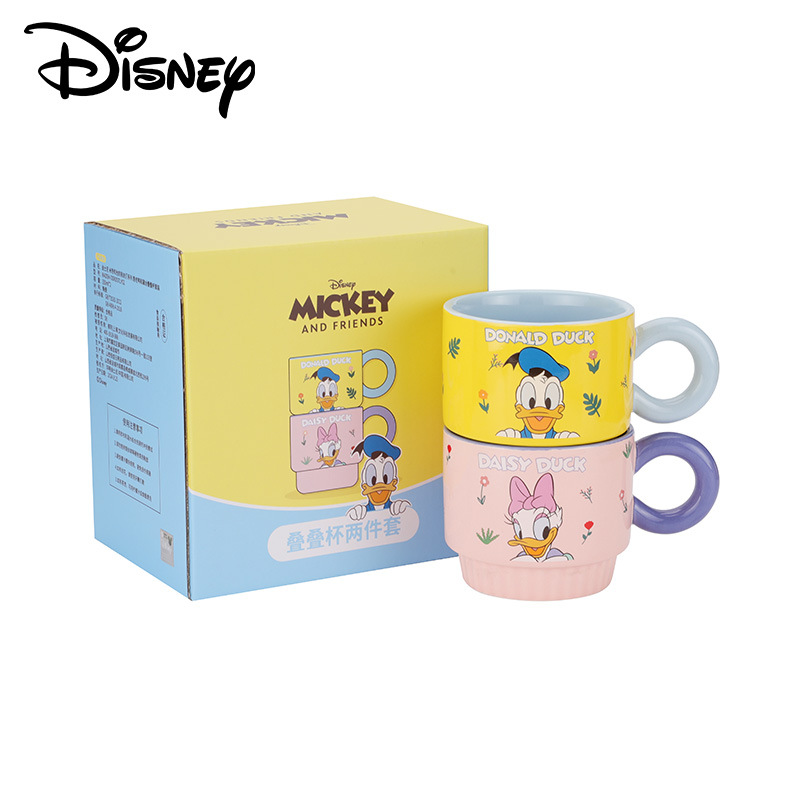 Nuevo juego de tazas de la familia Mickey, lindo par de tazas de cerámica, tazas apiladas, regalos de cumpleaños, tazas de agua