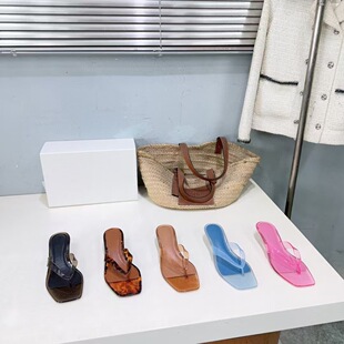 26�ް�������ЬŮ��Ƥ�A�^ܛƤ����Ьһ�_��ƽ�׆�Ь�߼���