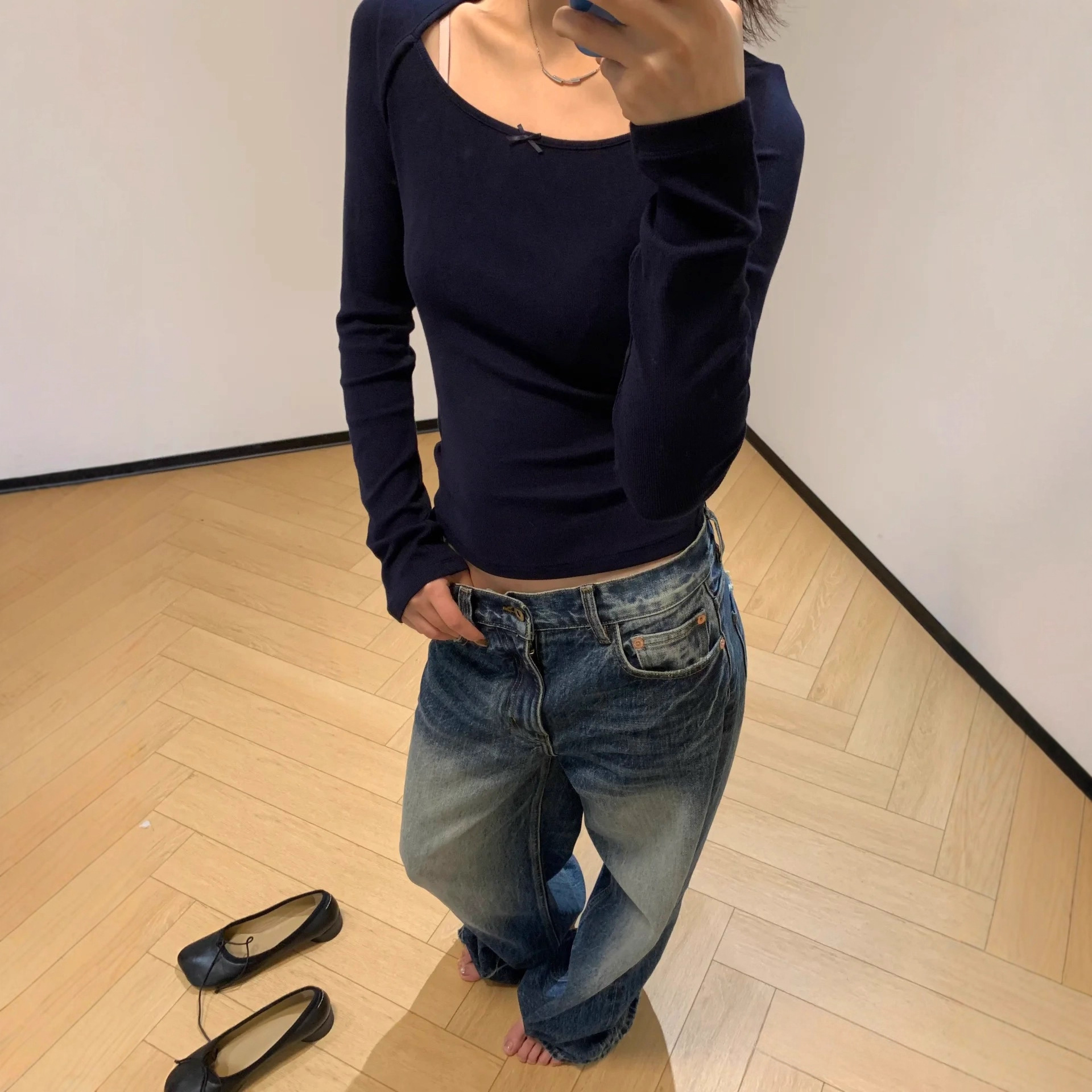 New Basic Versatile Multi-Color Elastic Slimming Look Boat Neck Bow Long-Sleeved T-Shirt Women's Top 5332