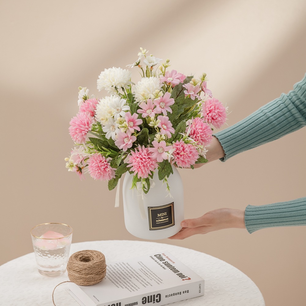 婚慶家居裝飾7頭油畫尖球菊INS風仿真花廠家跨境批發假花MW81003