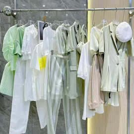 【红袖】品牌折扣25夏季一手货源批发直播实体撤柜女装尾货走份
