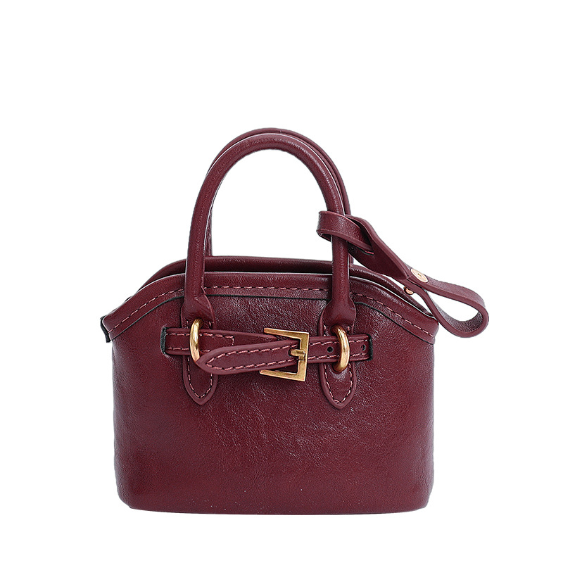 Bolsa para mujeres 2025 nueva bolsa de hombro de tendencia europea y americana transfronteriza gran capacidad de alta calidad retro bolsa de viaje