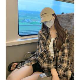 早秋季慵懒风宽松格子衬衫女设计感复古长袖休闲chic韩系上衣外套
