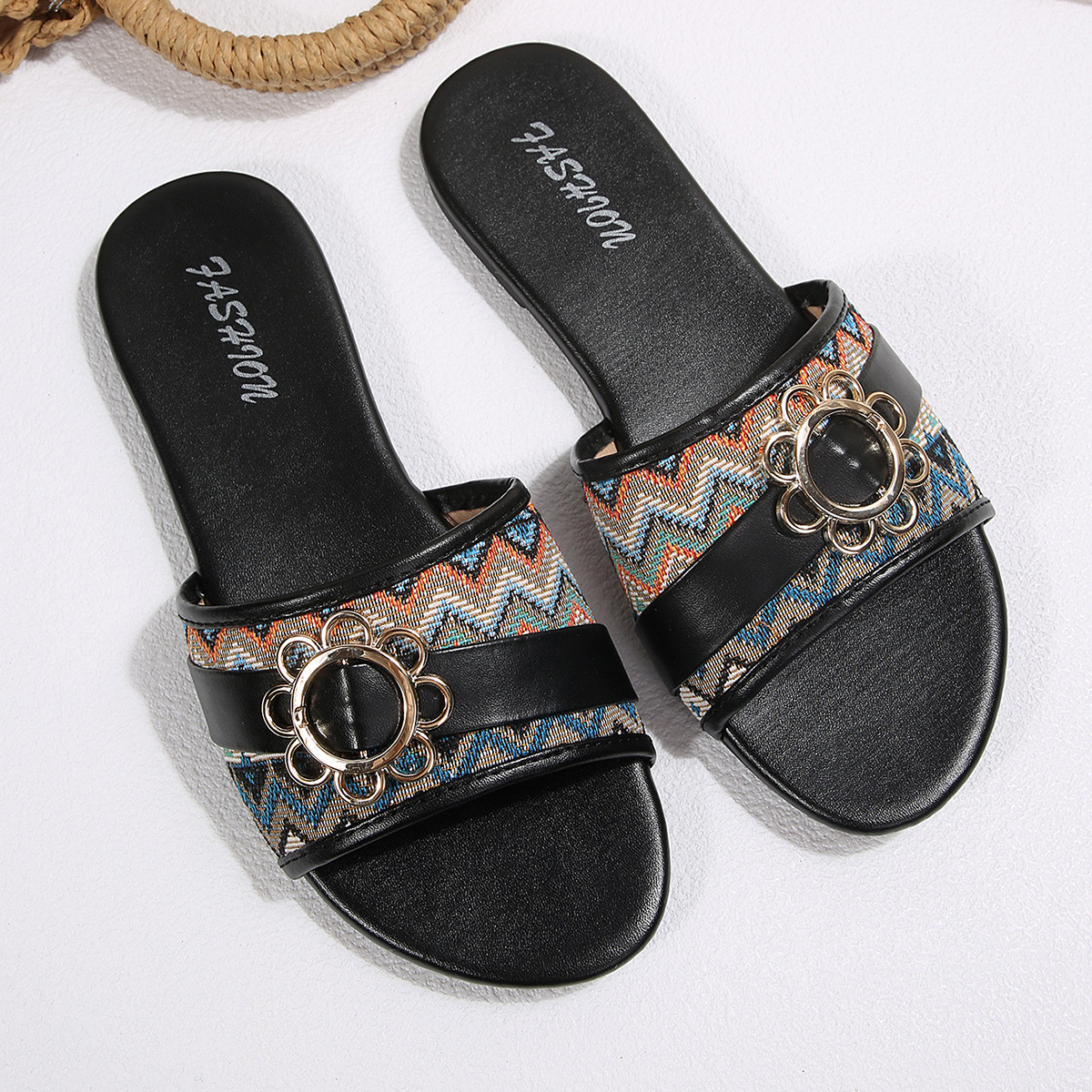 Sandalias Planas de Mujer en Cuero Sintético, Cómodas para Uso Casual