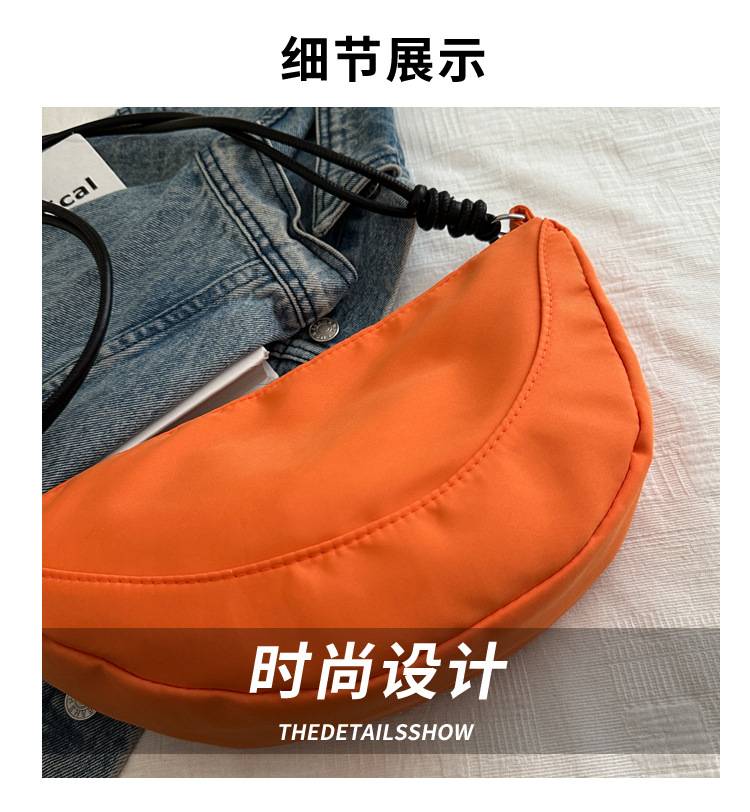 Oxford fabric 2024 casual new style with contrasting colors, light and simple, single-shoulder crossbody, underarm dumpling bag for women Application Scenario