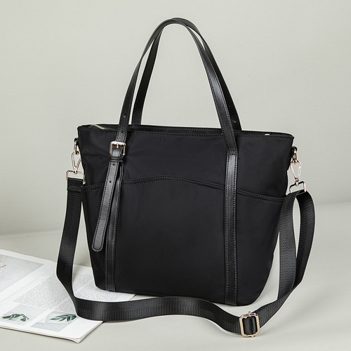 2024 New Tote Bag Large Capacity Bag Women's Lightweight Commuting Business Travel Handbag Casual Versatile Crossbody Bag