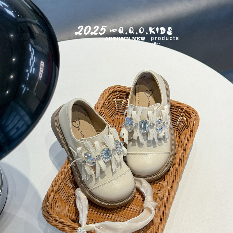 QQO童鞋 2025秋季新款女童时尚水钻皮鞋小女孩复古英伦风公主单鞋|undefined