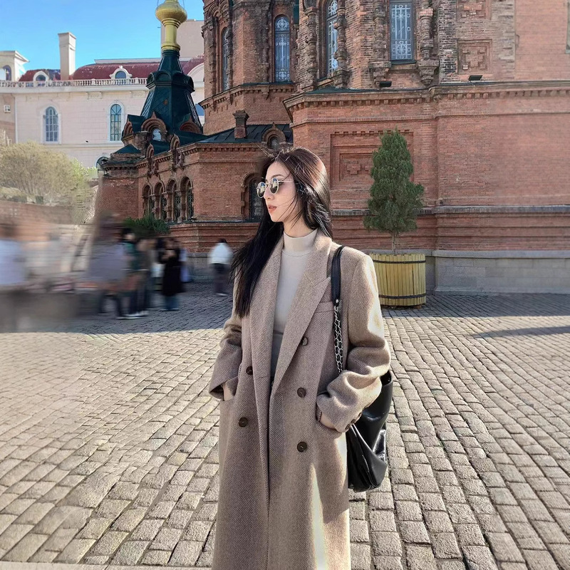 Thickened Herringbone Woolen Coat Women's 2024 New Winter High-end Elegant Display Quilted Woolen Coat