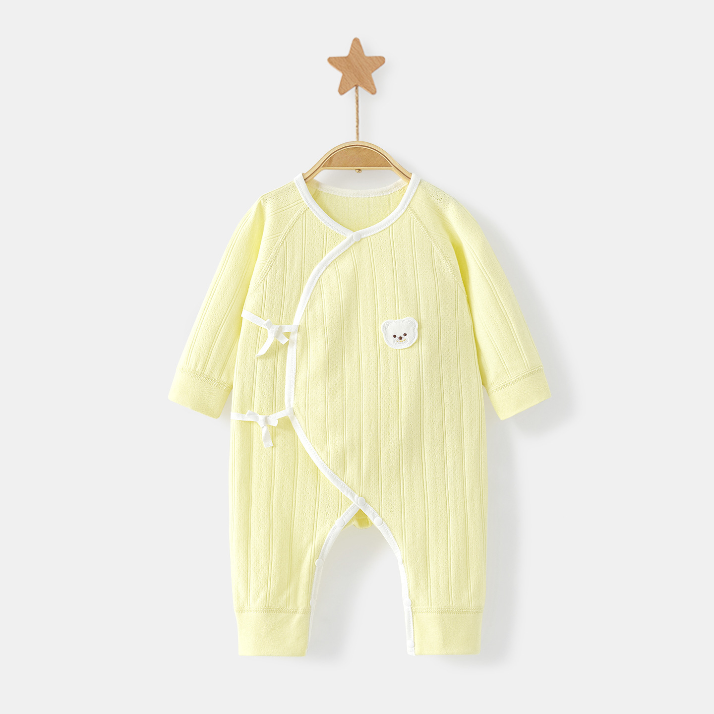 Ropa de bebé recién nacido primavera y otoño 0 algodón puro marzo delgado monje de fondo ha nacido camiseta de bebé
