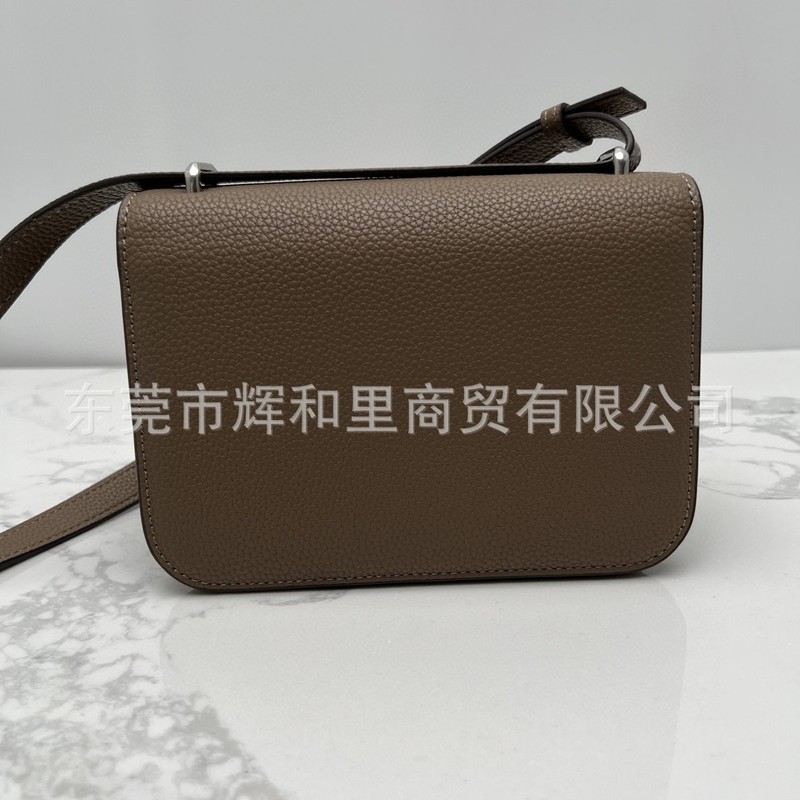 TBの新型の本革の女性のカバンの経典の百合のbricsのチェーンの豆腐はレイシの紋様の牛革の肩を包んで斜めに包んで高版を包みます。|undefined
