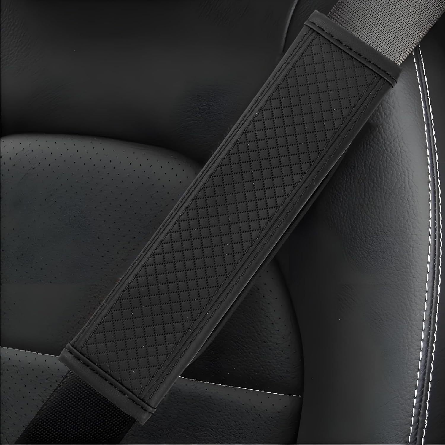 Popular Amazon seatbelt shoulder pad, carbon fiber shoulder protector, breathable leather, soft and safe, wholesale