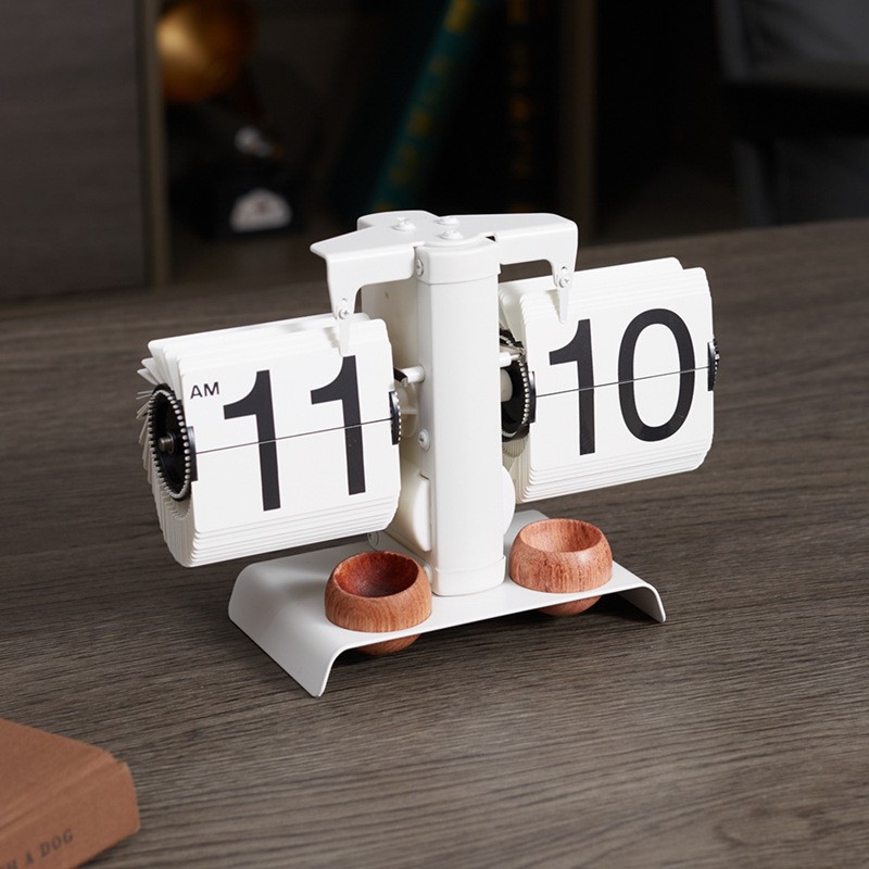 향을 가진 샌달 우드 화이트