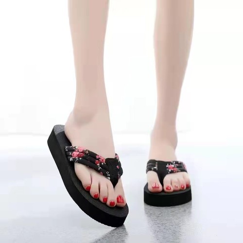 High-heeled thick-soled sandals for women, summer beach anti-slip herringbone sandals for ladies, floral fashionable Korean-style outerwear sandals