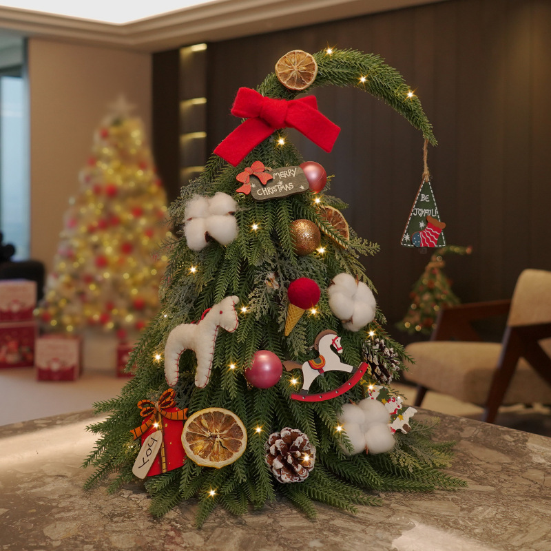 新しいクリスマスツリー純粋な PE シミュレーションノーベル松の木高級レストランホテルのデスクトップ装飾品クリスマス装飾品卸売|undefined