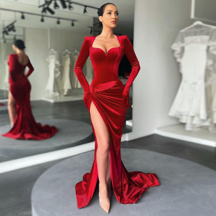 2021 European and American Women's Autumn and Winter New Elegant Slim-fit Sexy Chest-revealing High Waist Gloves Korean Velvet Dress