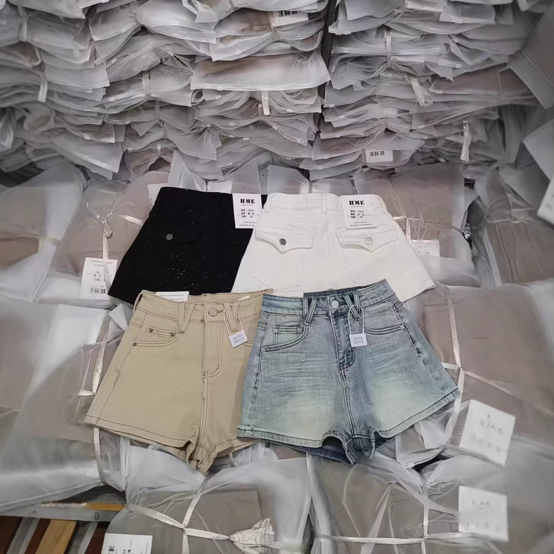 Hot-Selling Summer New Vintage Style Distressed Low-Waist Short Denim Shorts with Stretch and Body-Hugging Fit for Women Wholesale 7121 Hot-Selling Summer New Vintage Style Distressed Low-Waist Short Denim Shorts with Stretch and Body-Hugging Fit for Women Wholesale 7121