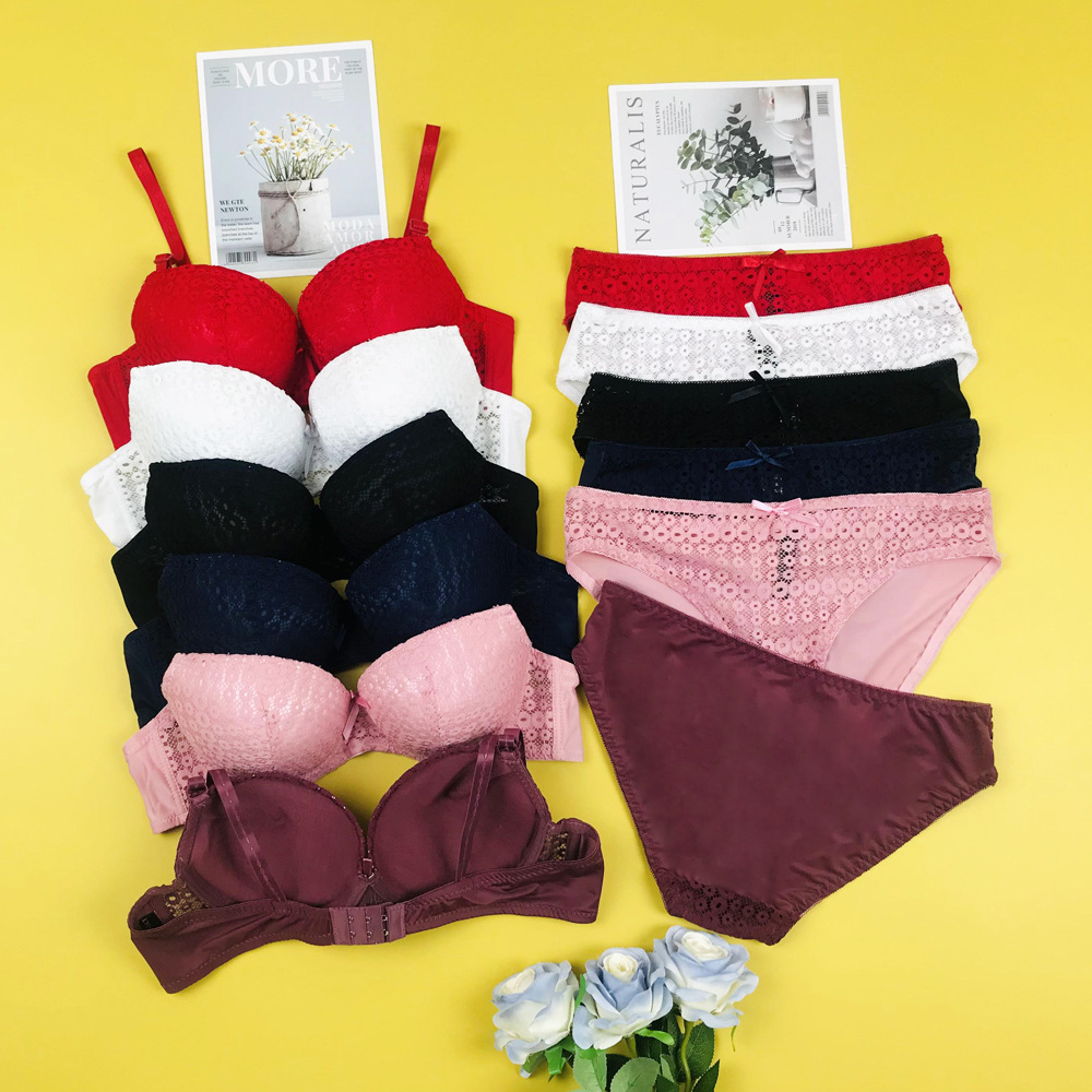 Women's large size bra wih seel rings gahered o preven sagging, high aesheic value lace cup face sexy lingerie_voghion.com