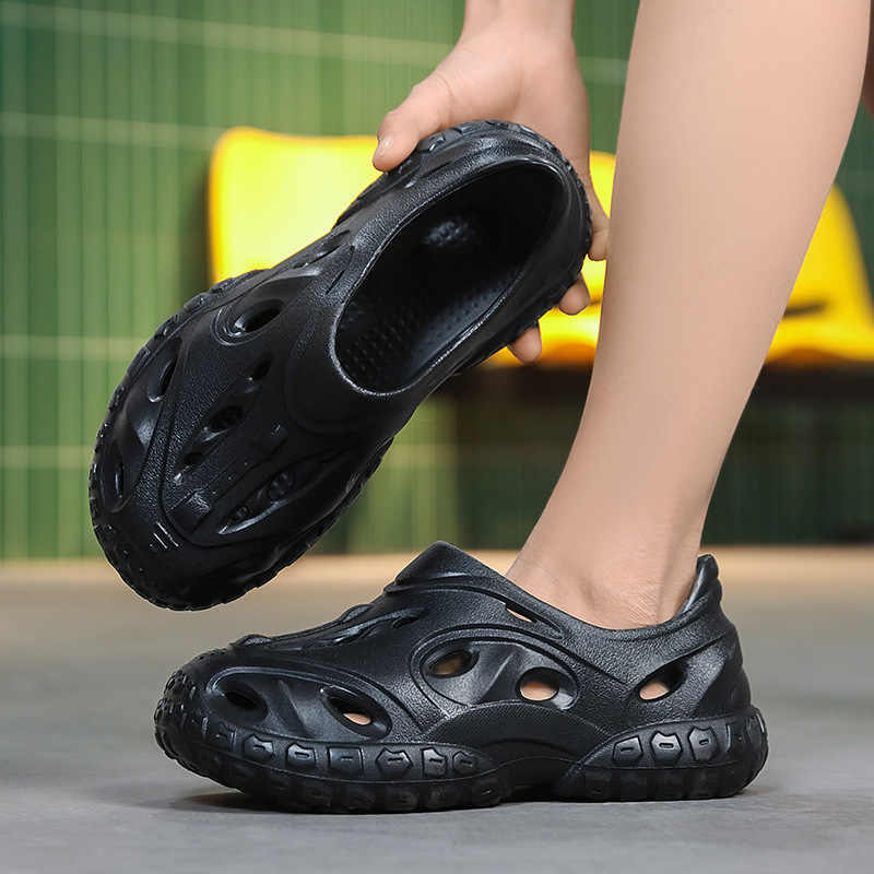 Zapatos para hombres Sandalias especiales para conductores Verano 2025 nuevos zapatos de playa antideslizantes para conducir zapatos con agujeros transpirables para hombres