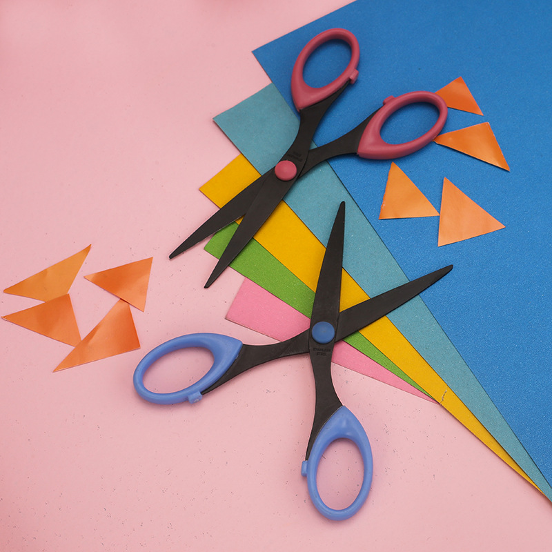 Sharp scissors