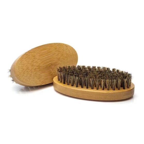 Factory wholesale solid wood bristle men's oil head shape beard brush broken hair cleaning daily cleaning hair comb
