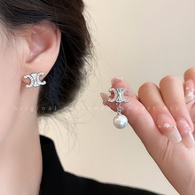 珍珠耳饰女高级感小众设计感法式耳环2023新款爆款小香风耳钉耳坠