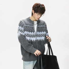 男式休闲裤;男式T恤;男式卫衣