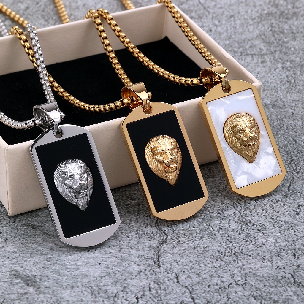 European and American Retro Stainless Steel Pendant Necklace with Lion Square Pendant Suitable for Both Men and Women