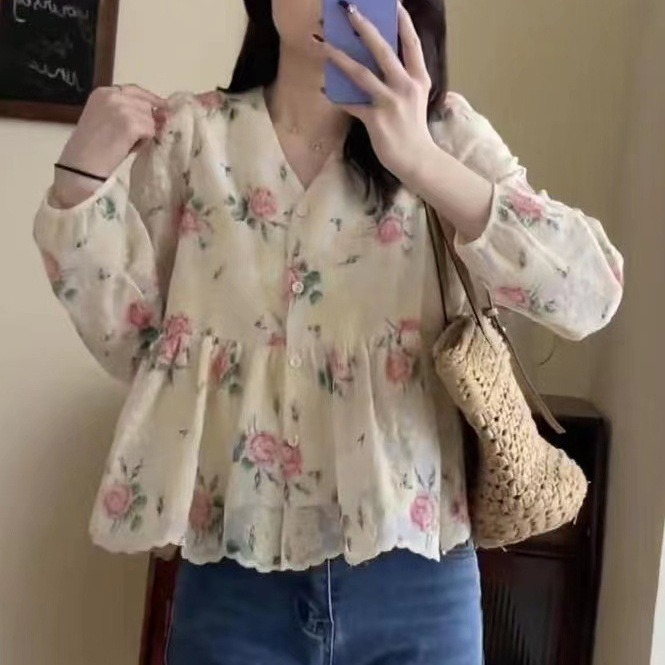 跨境秋季新款小个子短款蕾丝衬衫设计感小众泡泡袖高级感碎花衬衣