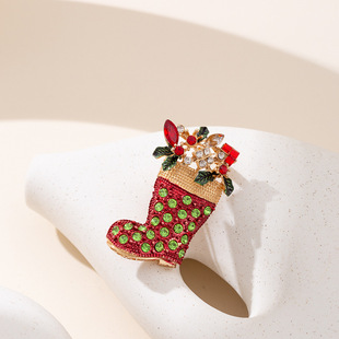 2025 Christmas Element Brooch Full of Diamonds Christmas Socks Colorful Bells Sleigh Holding Fruit Deer Red and Green Contrasting Color Brooch