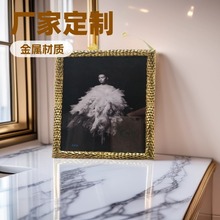 厂家大量优惠供应欧式复古金属相框，6寸，7寸做旧古金色相框