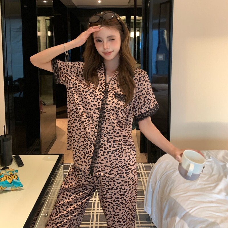 Summer New Style Ice Silk Pajamas for Women, Short-Sleeved Long Pants, Leopard Print Lace, High-End Printed Loungewear, Popular Internet Celebrity Style
