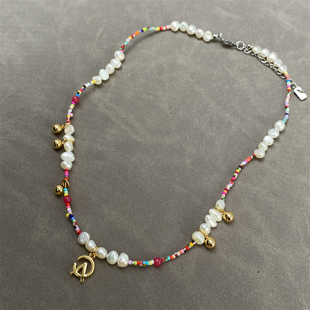 Small design organic beaded bracelet pearl