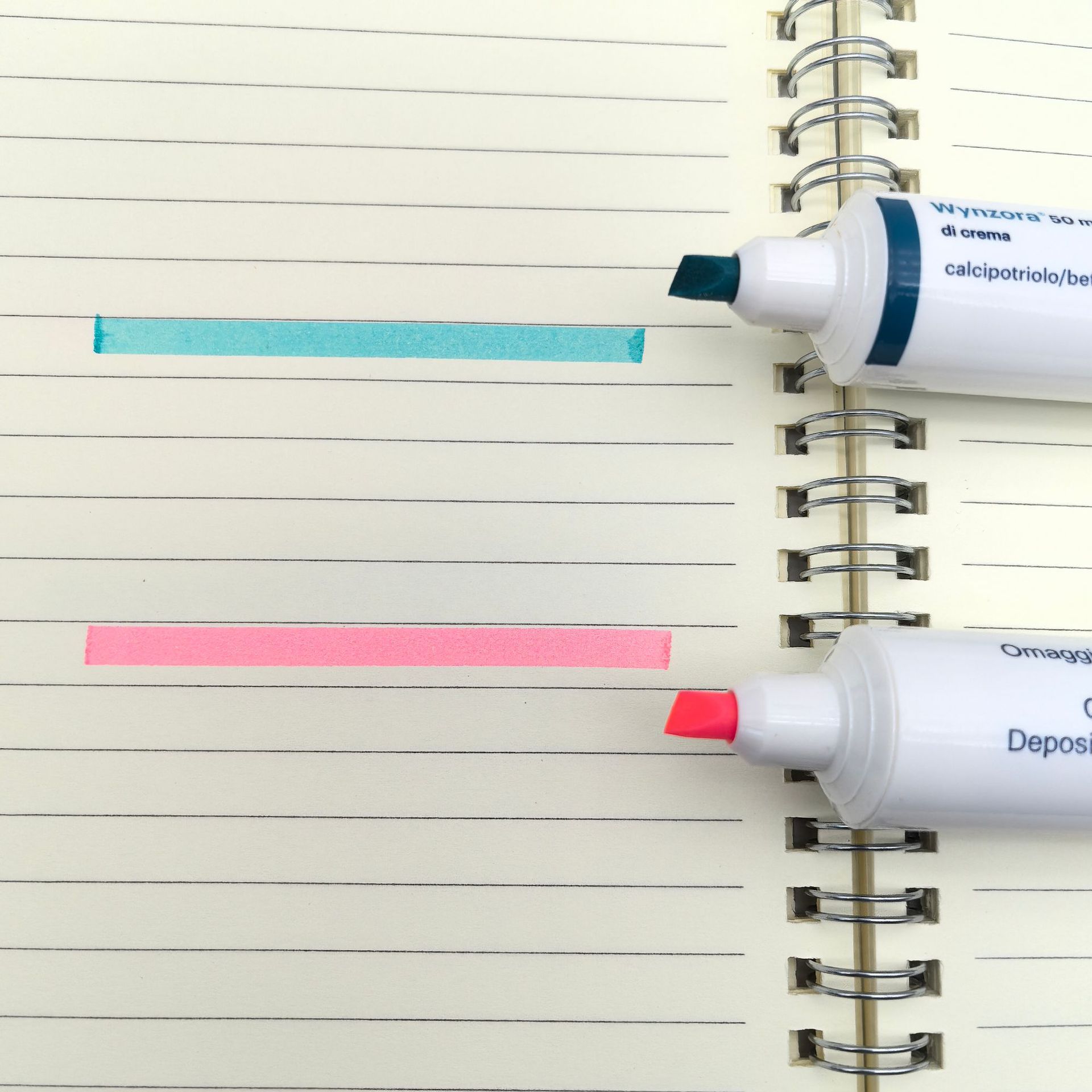 Promoción médica transfronteriza Pluma de modelado de pasta de dientes Material plástico Bolígrafo publicitario de transferencia de calor Promoción de regalos Pluma resaltador de pasta de dientes