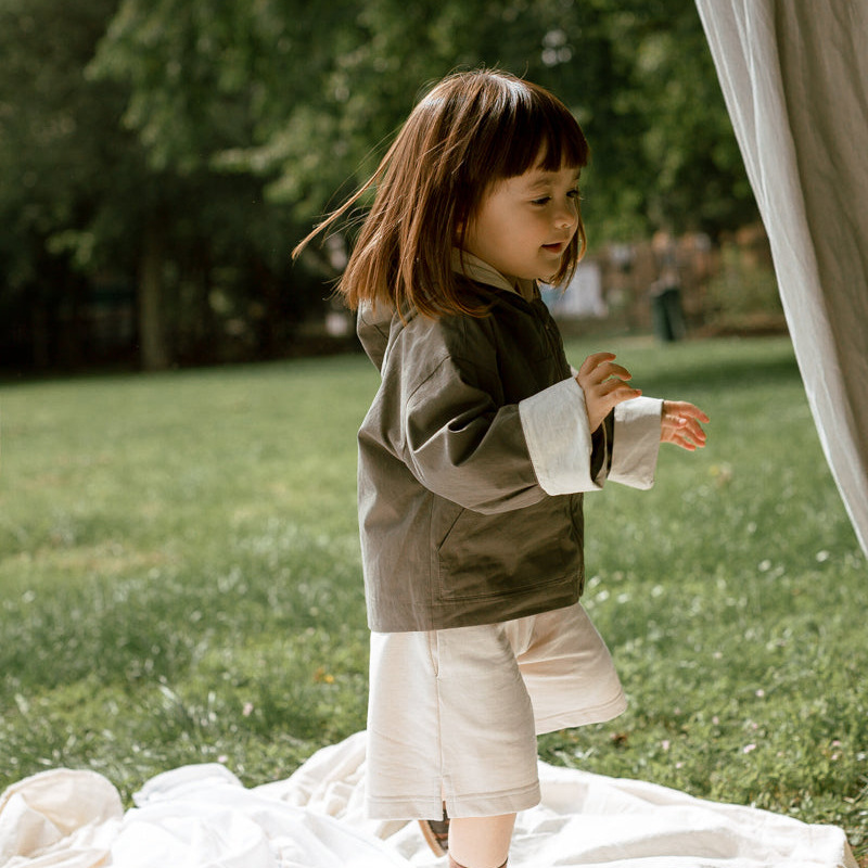 INS Estilo nórdico primavera y otoño abrigo puro algodón liso ropa para niños masculino y femenino bebé con capucha Outwear a prueba de viento caliente al por mayor