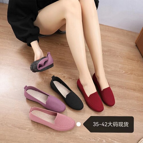 Summer New Fashion Casual Women's Single Shoes Ethnic Mother Square Dance Flyknit Low-Top Fabric Casual Embroidered Shoes